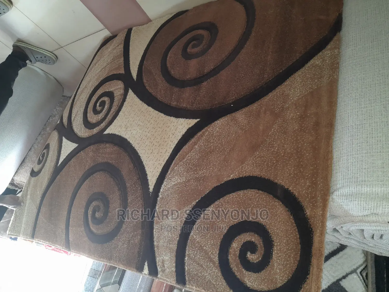Center Carpet