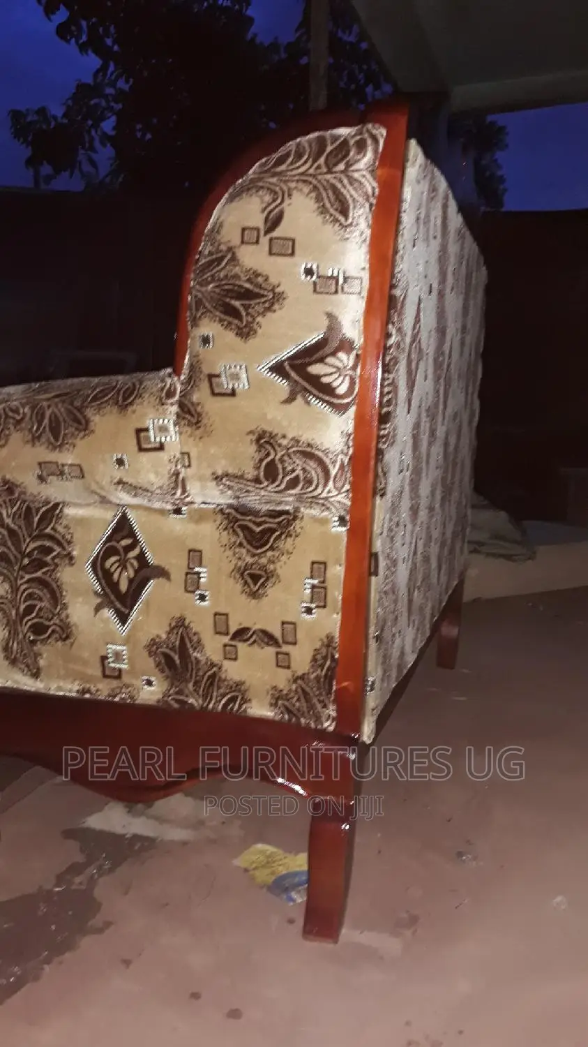 We Make and Repair Sofa Sets at Your Home
