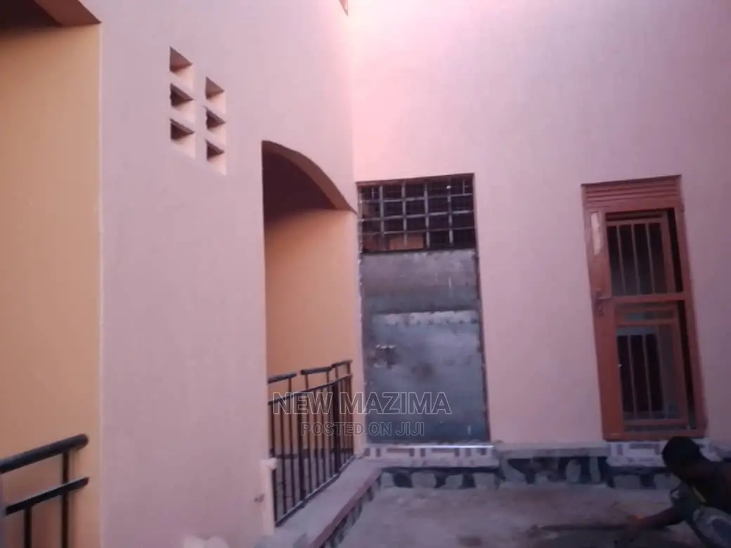 1bdrm House in Najjanankumbi, Central Division for Rent