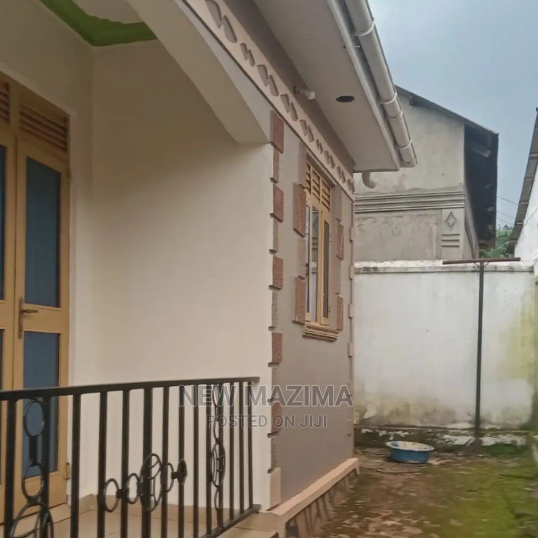 2bdrm House in Bulenga, Central Division for Sale