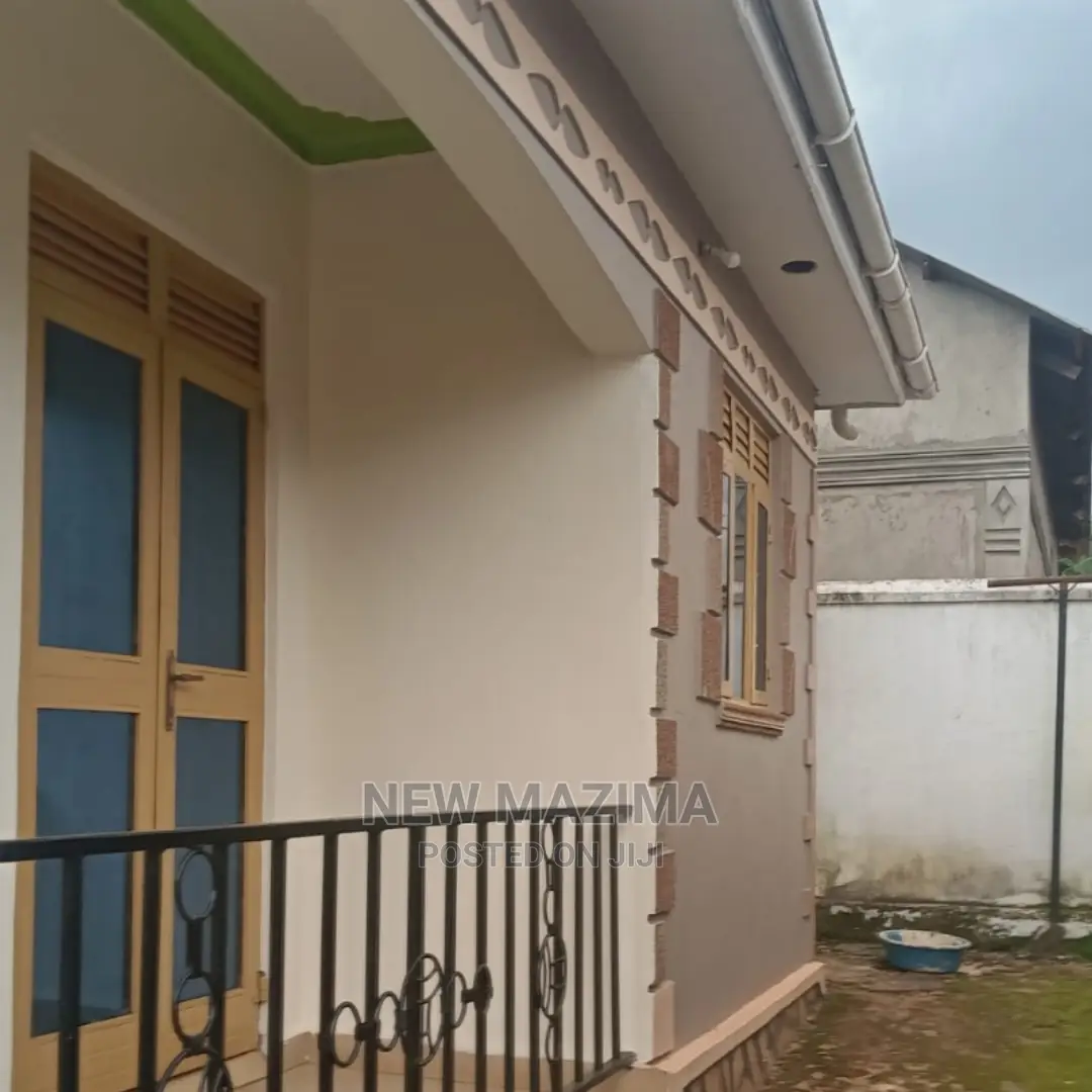 2bdrm House in Bulenga, Central Division for Sale