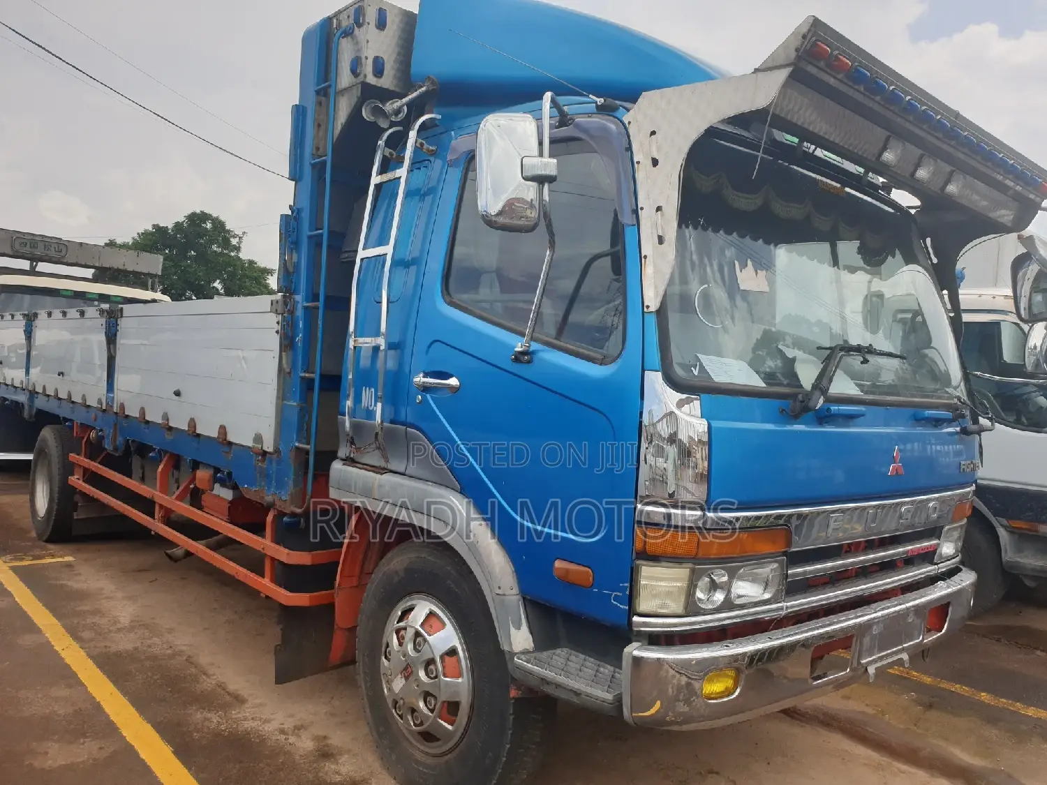 Fuso Fighter Long