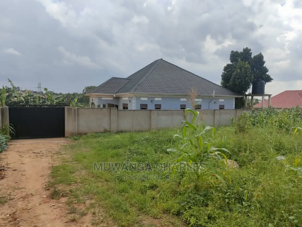 Plots in Kira Kitukutwe for Sale