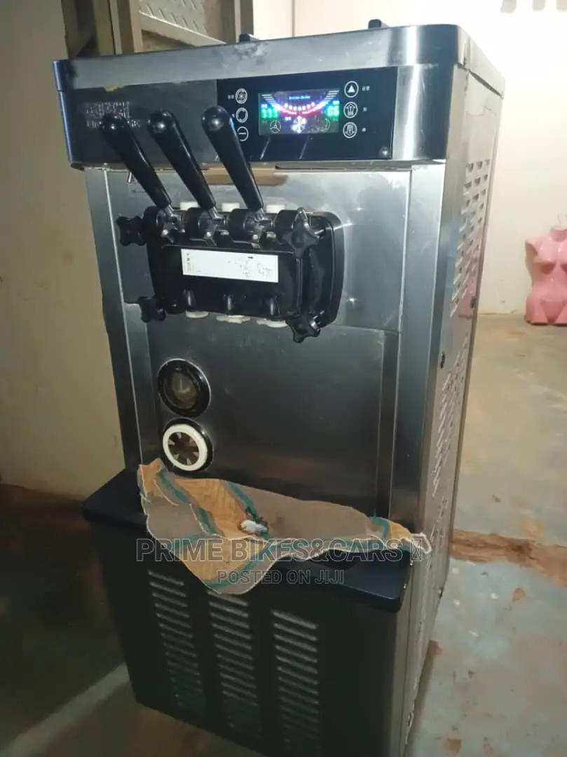 Ice Cream Machine in Nakawa Restaurant & Catering Equipment, Steve Jiji.ug
