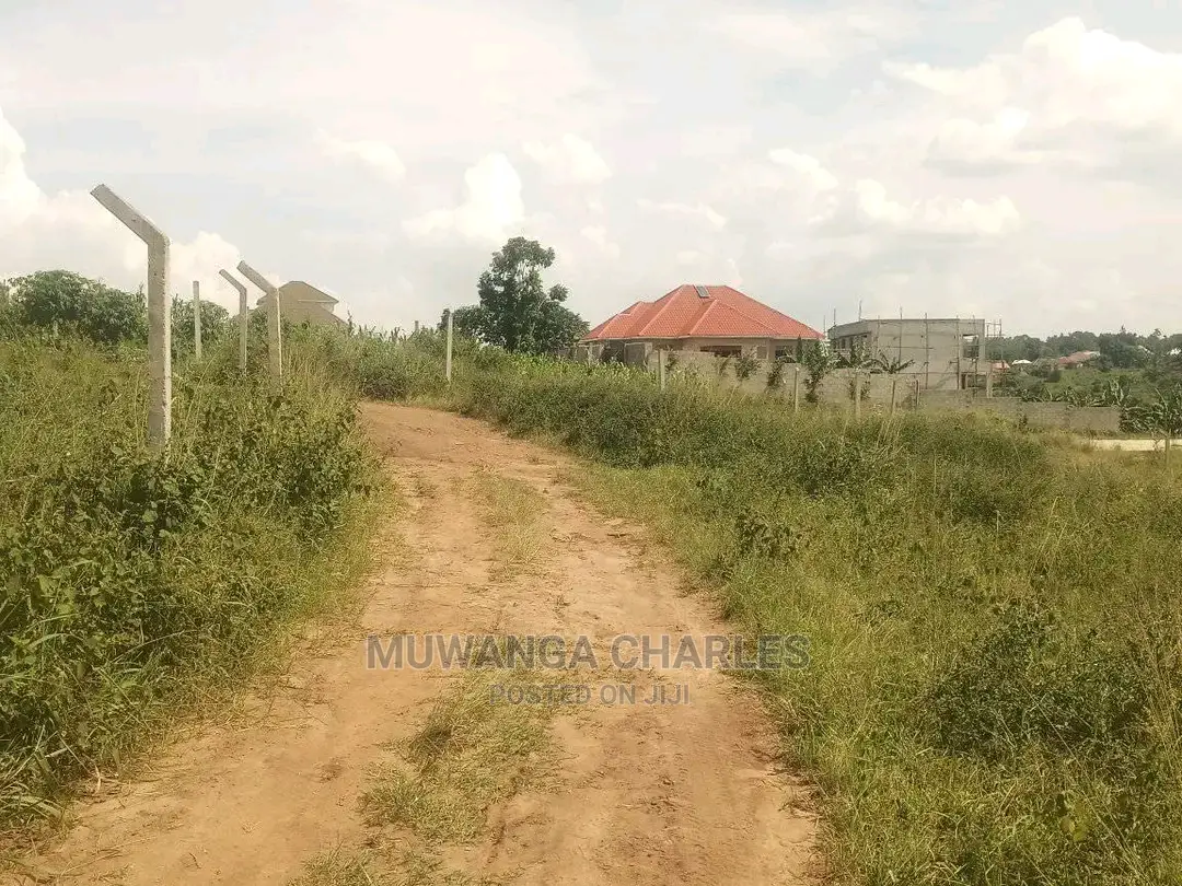 Plots in Gayaza Kimwanyi