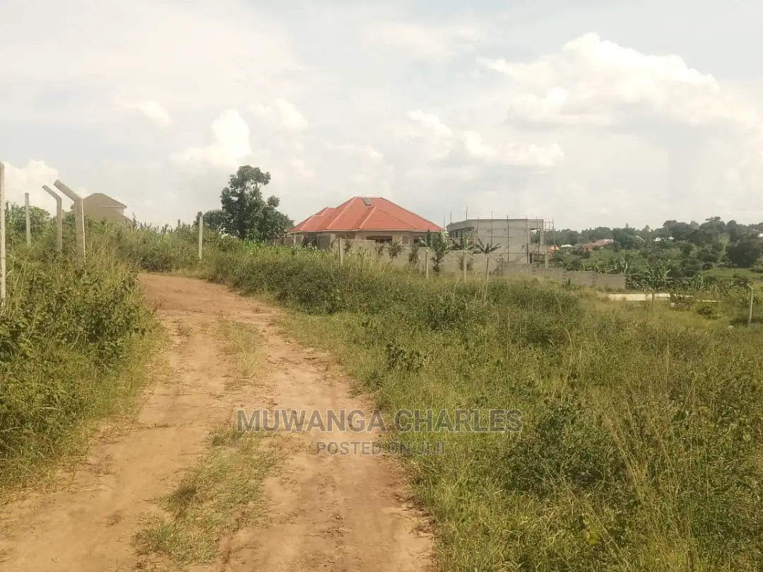 Plots in Gayaza Busiika for Sale
