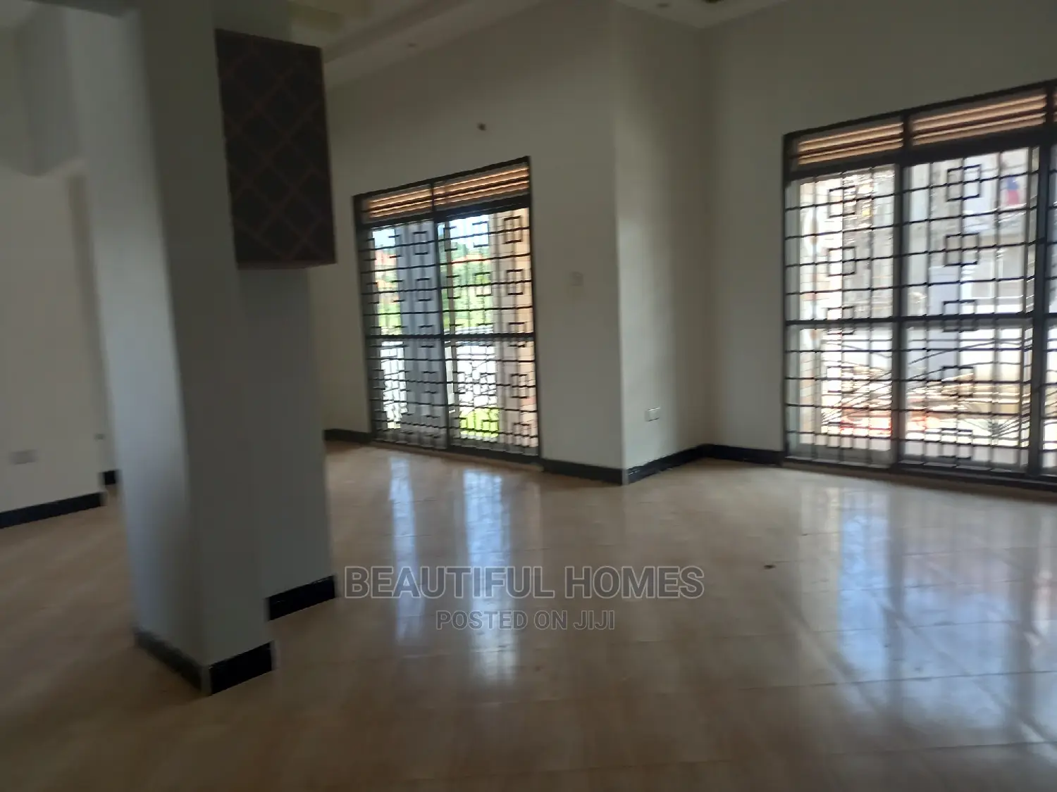 Furnished 4bdrm House in Kira for sale