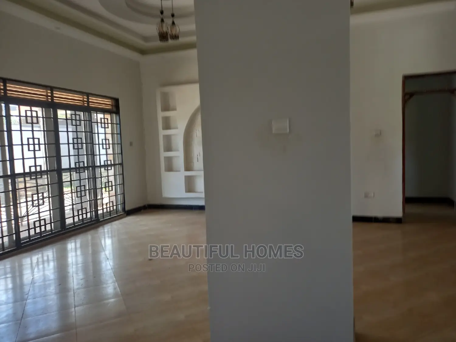 Furnished 4bdrm House in Kira for sale