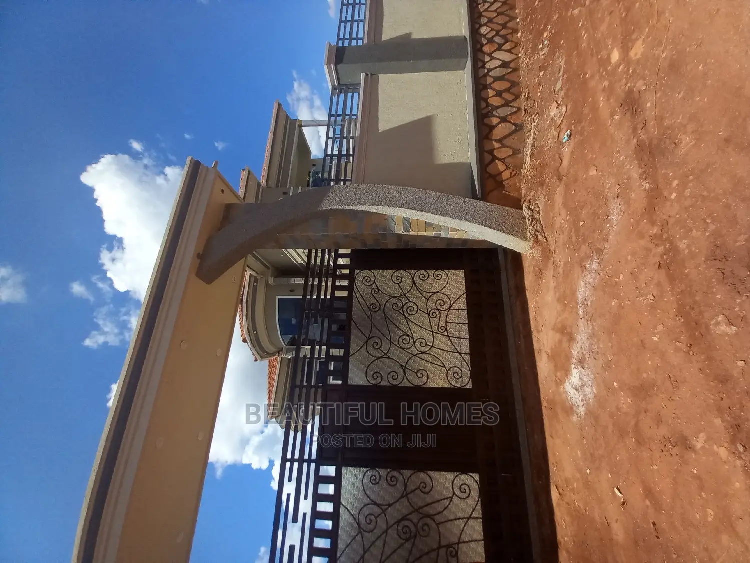 Furnished 4bdrm House in Kira for sale
