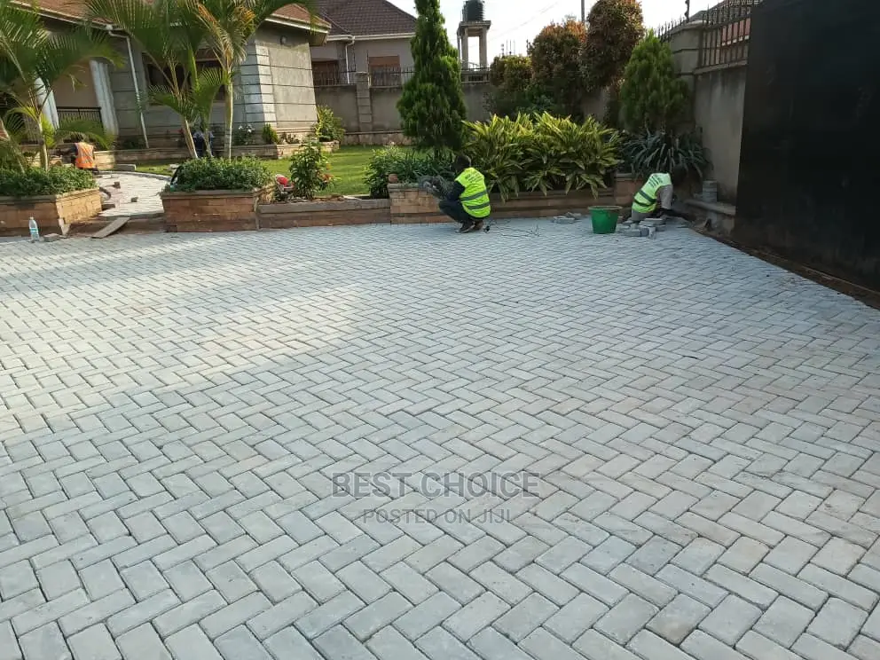 Walk Ways Paver Laying Compound Designing Levelling Experts