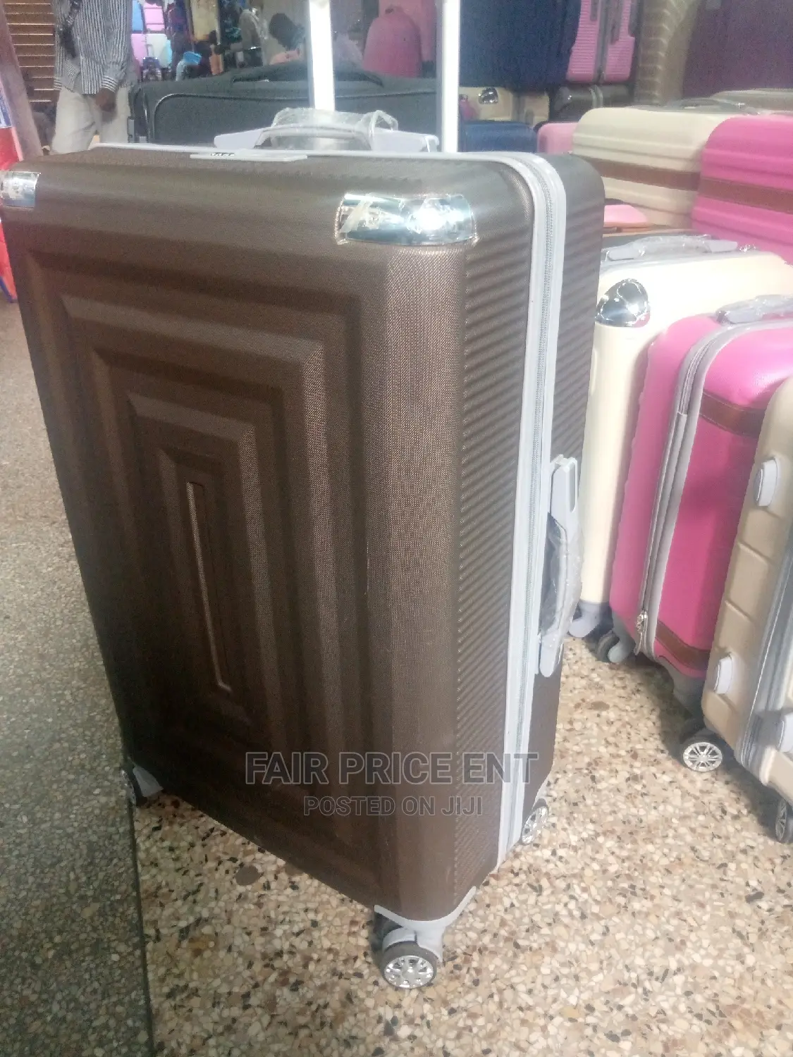 Vip Executive Plastic Suitcase.Large.( Gray)