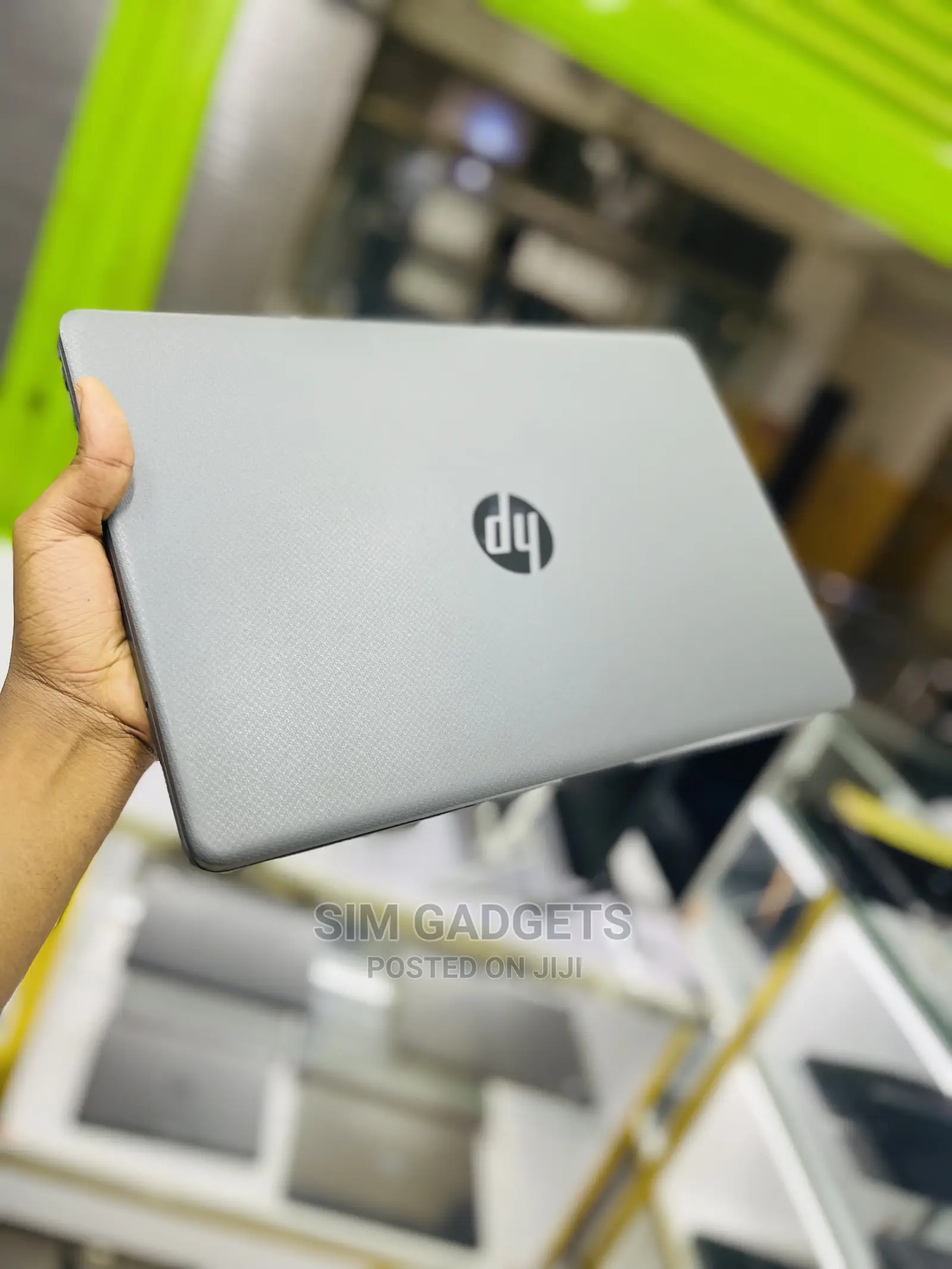 Laptop HP 4GB AMD SSD 256GB