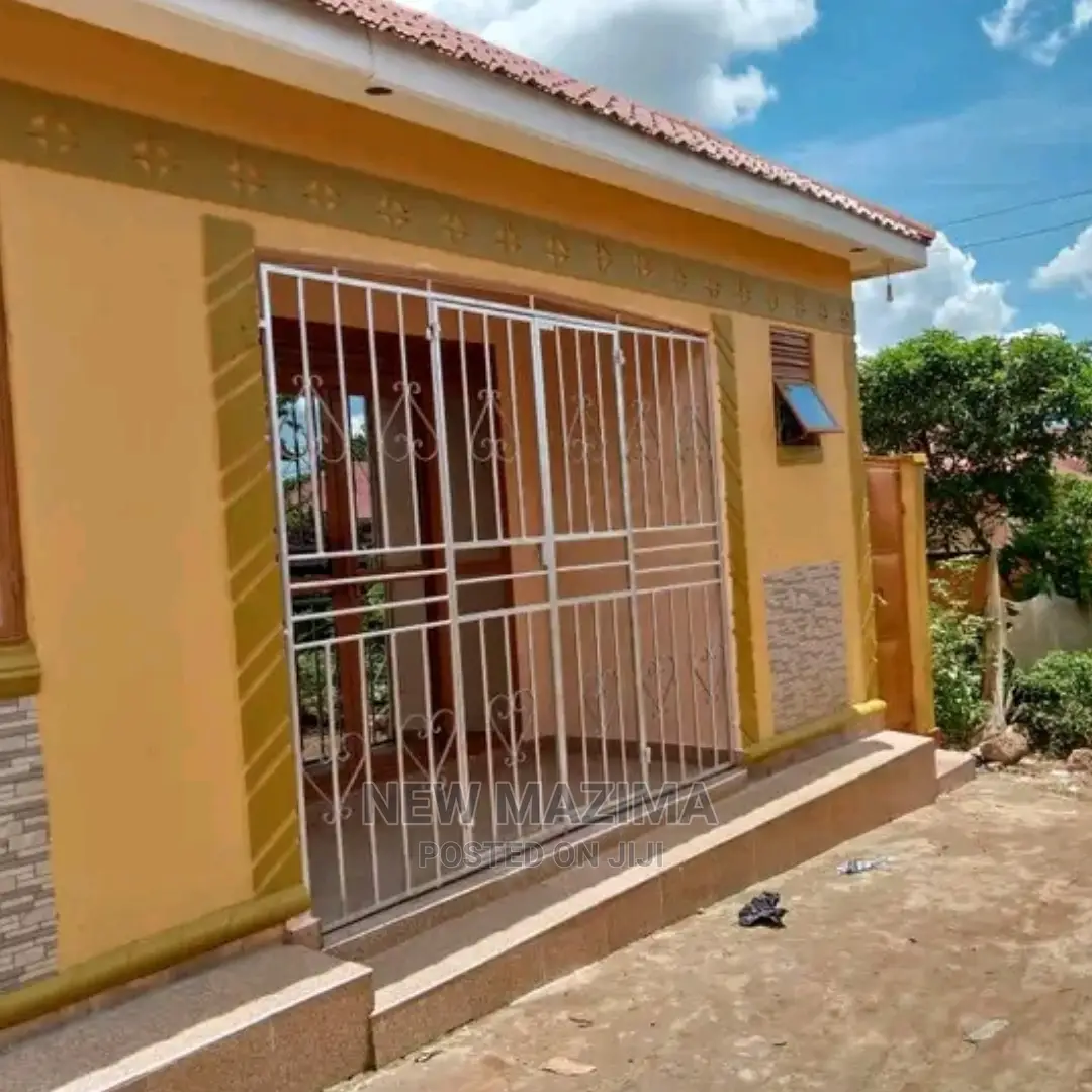 2bdrm House in Nansana Katokr, Central Division for Sale