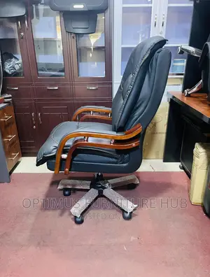 Leather Chair ( Executive)