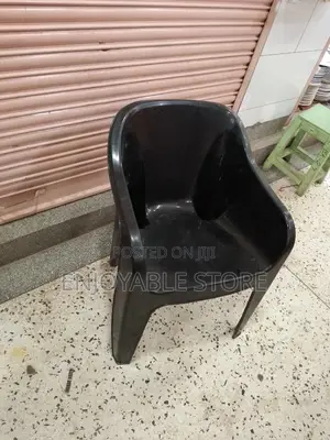 Plastic Sofa Chairs