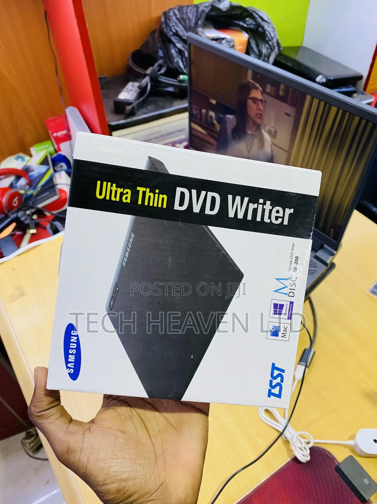 Samsung Ultra Thin DVD Writer and Reader