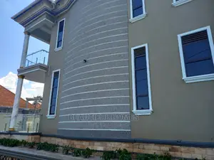 Furnished 6bdrm Duplex in Kira Corporate for Sale