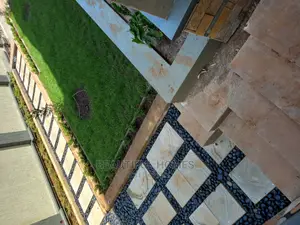 Furnished 6bdrm Mansion in Kira for Sale