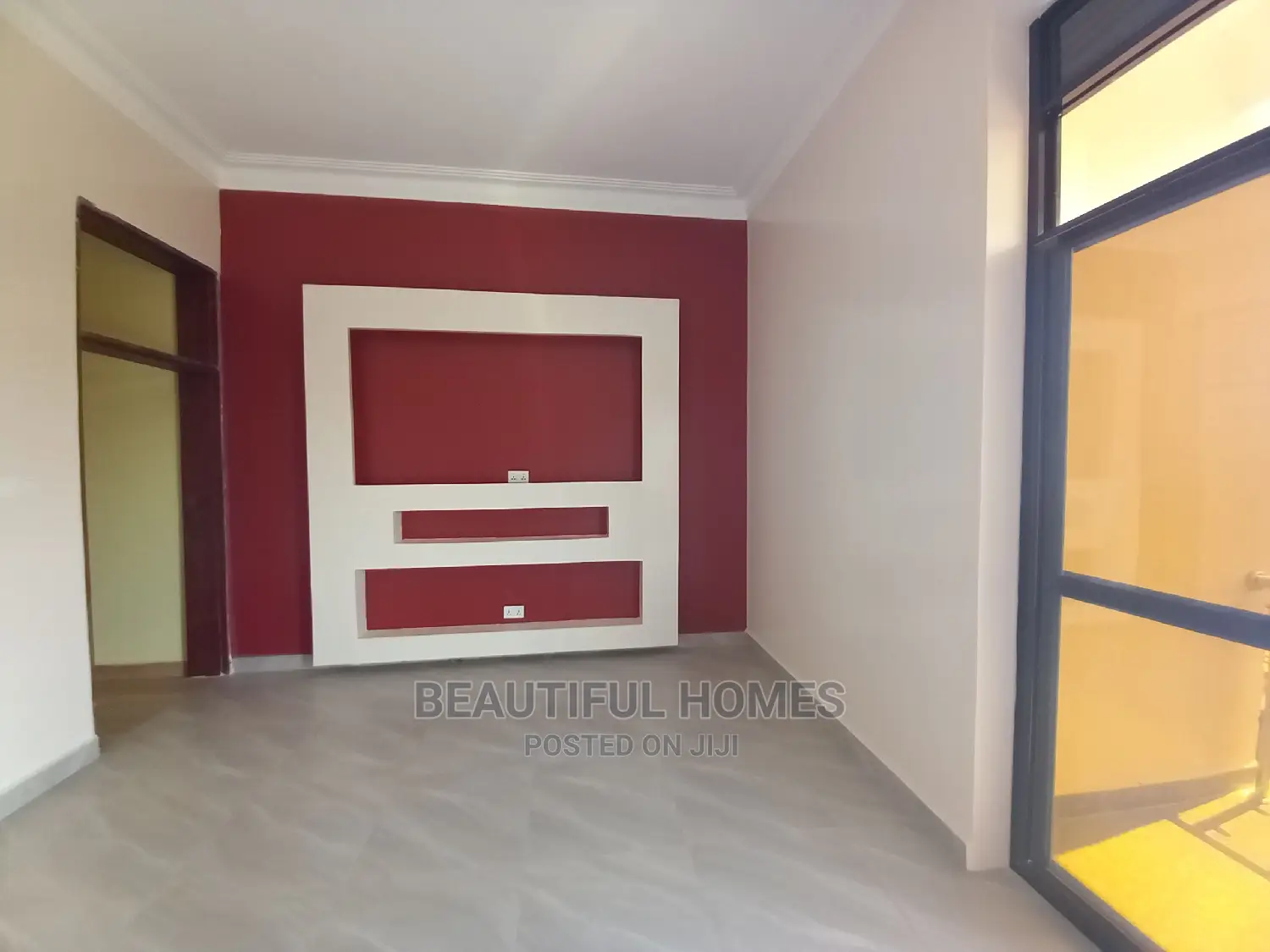Furnished 6bdrm Mansion in Kira Mansions for Sale