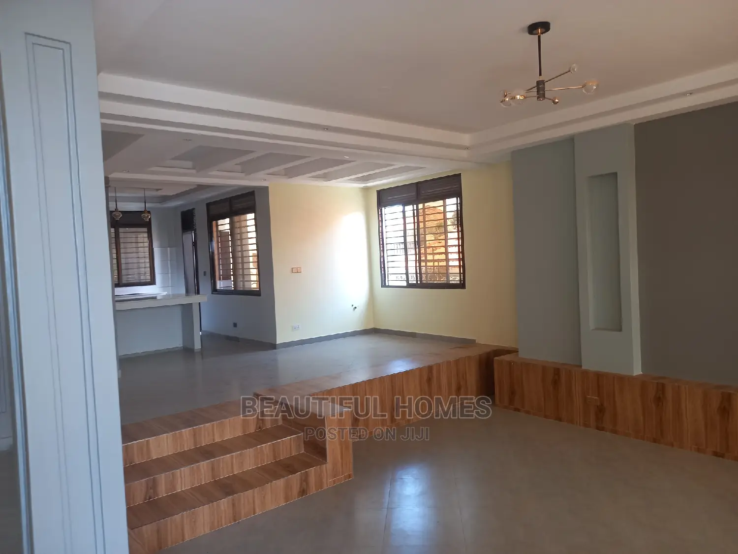 Furnished 6bdrm House in Kira for Sale