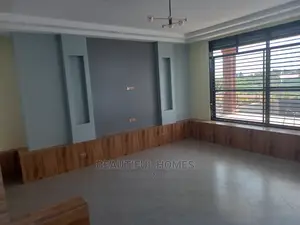 Furnished 6bdrm Mansion in Kira for Sale