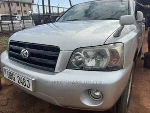 Toyota Kluger 2006 Silver