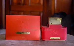 Lady Presidente Perfume