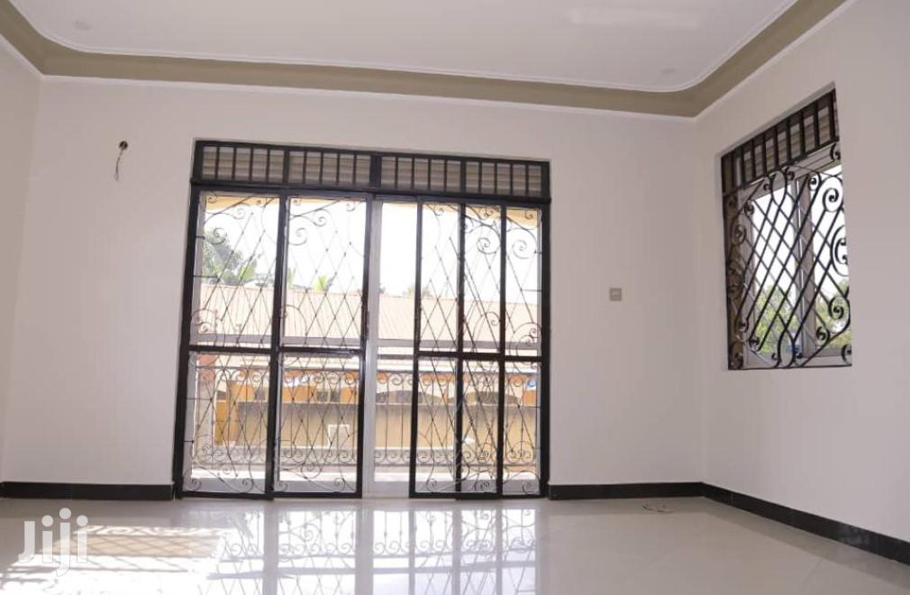 Bukoto Hot Condominiums With Swimming Pool on Sell