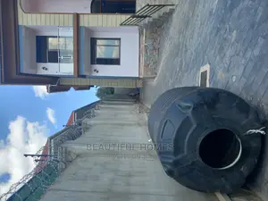Furnished 6bdrm House in Kira for Sale