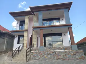 Furnished 6bdrm House in Kira for Sale