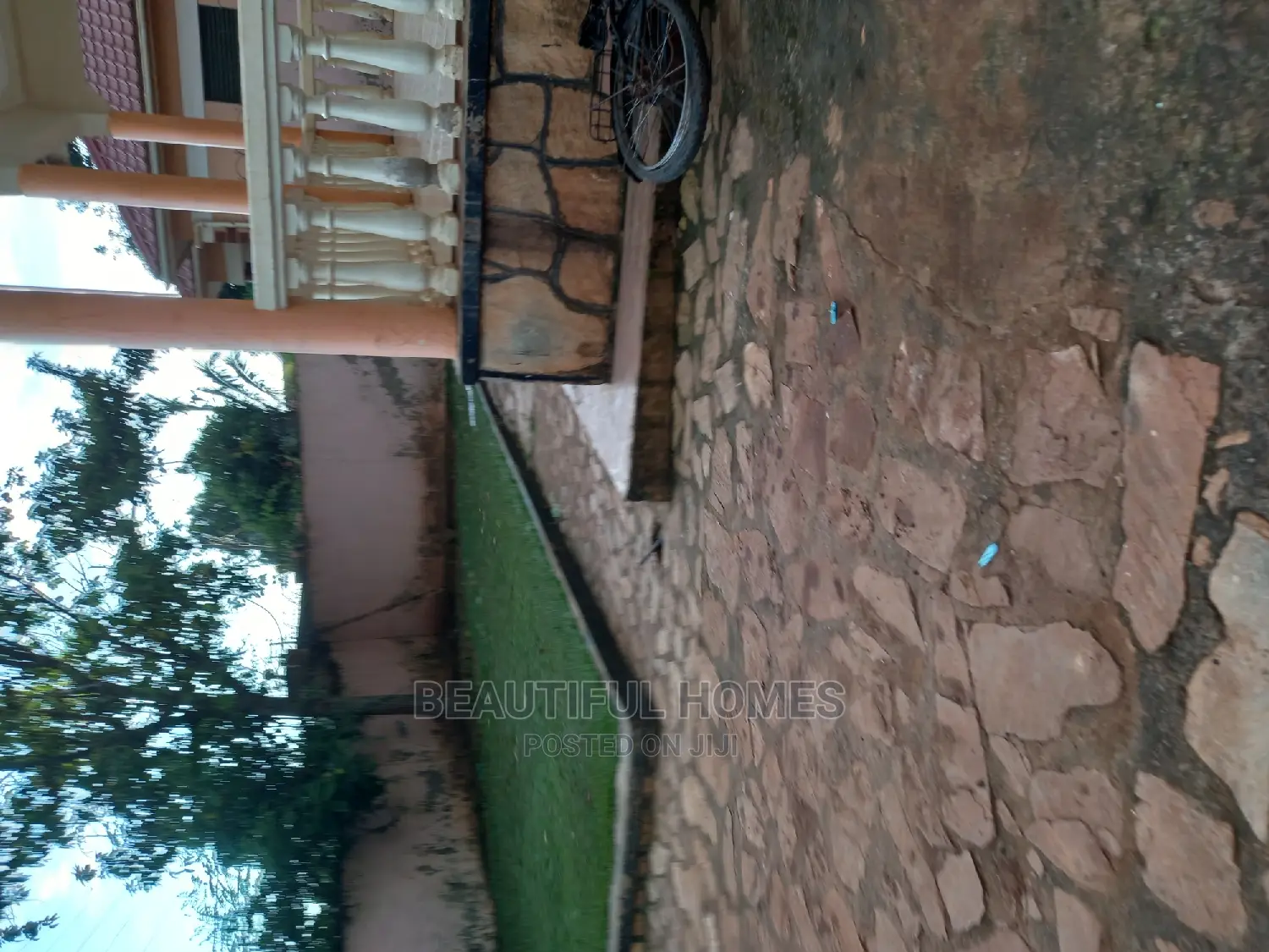 Furnished 4bdrm Bungalow in Kira for Sale