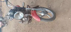 Yamaha Crux 2016 Purple