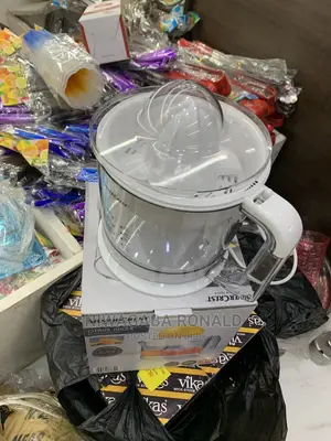 Electric Citrus Orange Squeezer