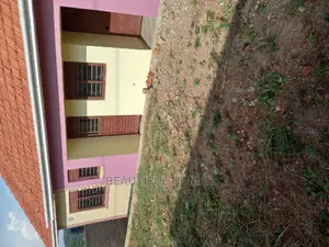 Furnished 4bdrm Bungalow in Kira for Sale
