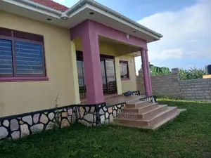 Furnished 4bdrm Bungalow in Kira for Sale