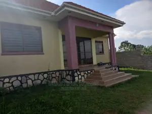 Furnished 4bdrm Bungalow in Kira for Sale