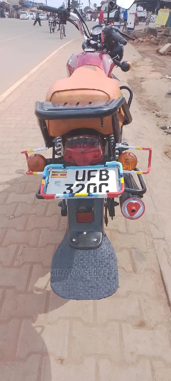 TVS HLX Plus ES 2019 Red