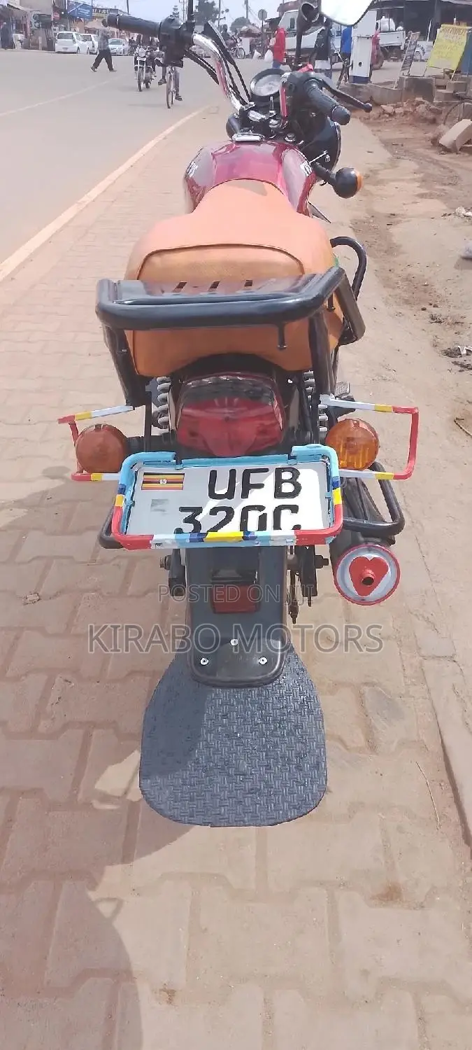 TVS HLX Plus ES 2019 Red