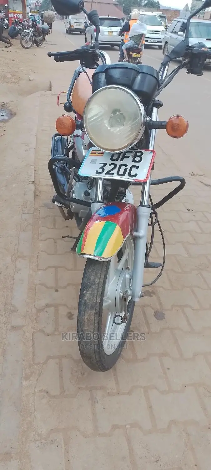 TVS HLX Plus ES 2019 Red