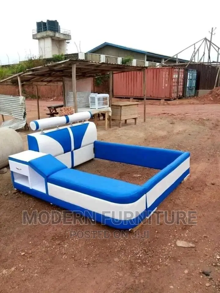Dressed Bed of 6x6 Feet Call On