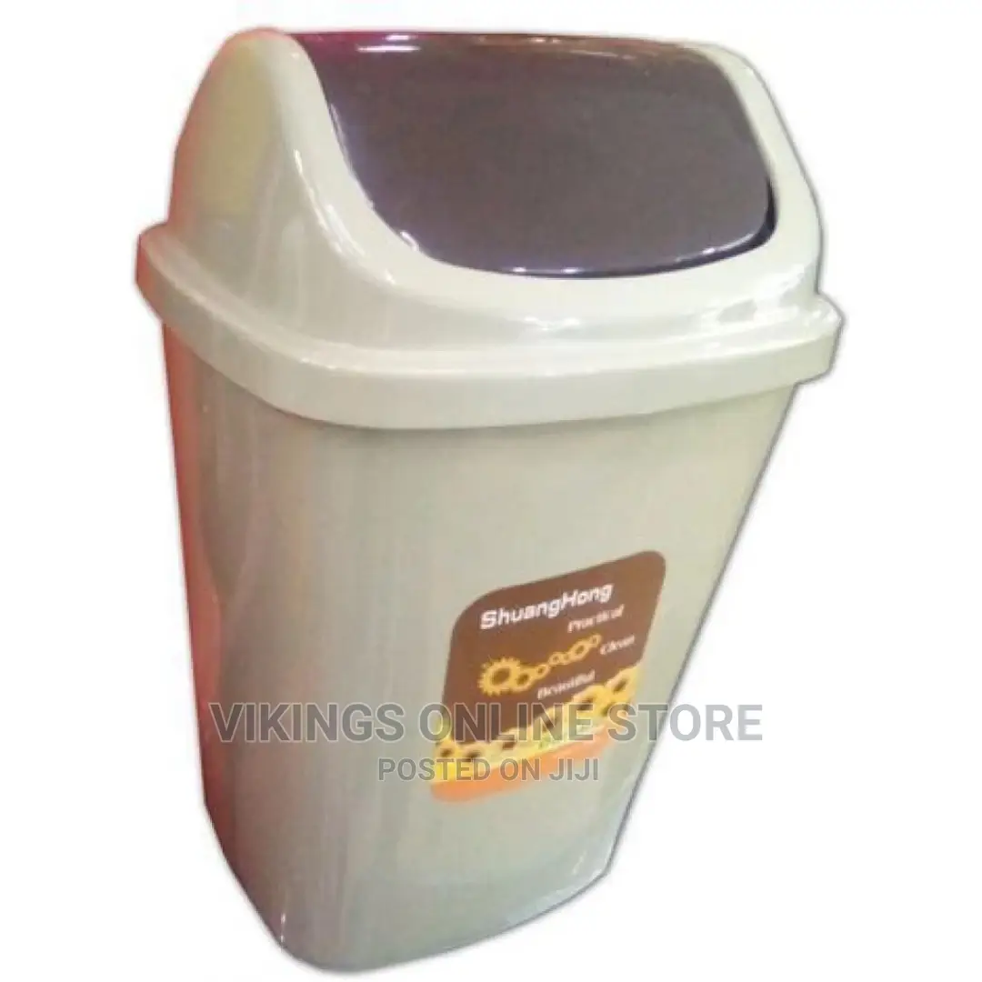 Nice Small in and Out Waste Bin With Its Cover Cream/Grey