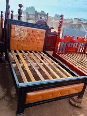 4*6 Leather Bed