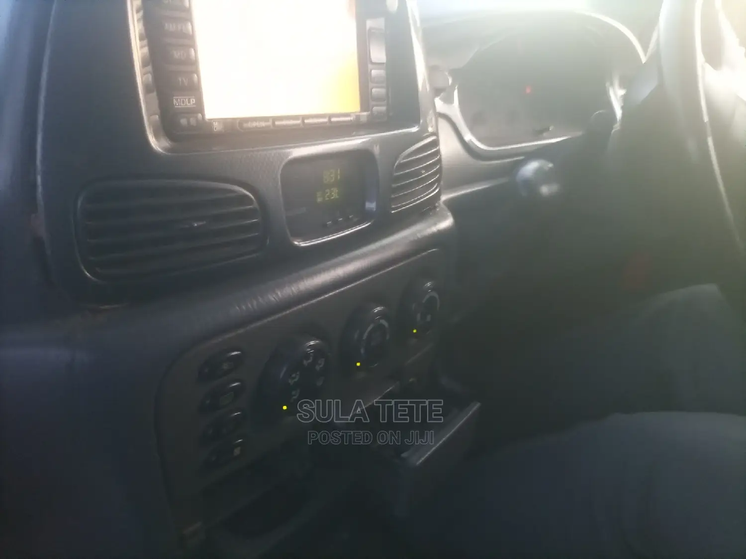 Toyota Noah 2.0 AWD (8 Seater) 2001 Silver