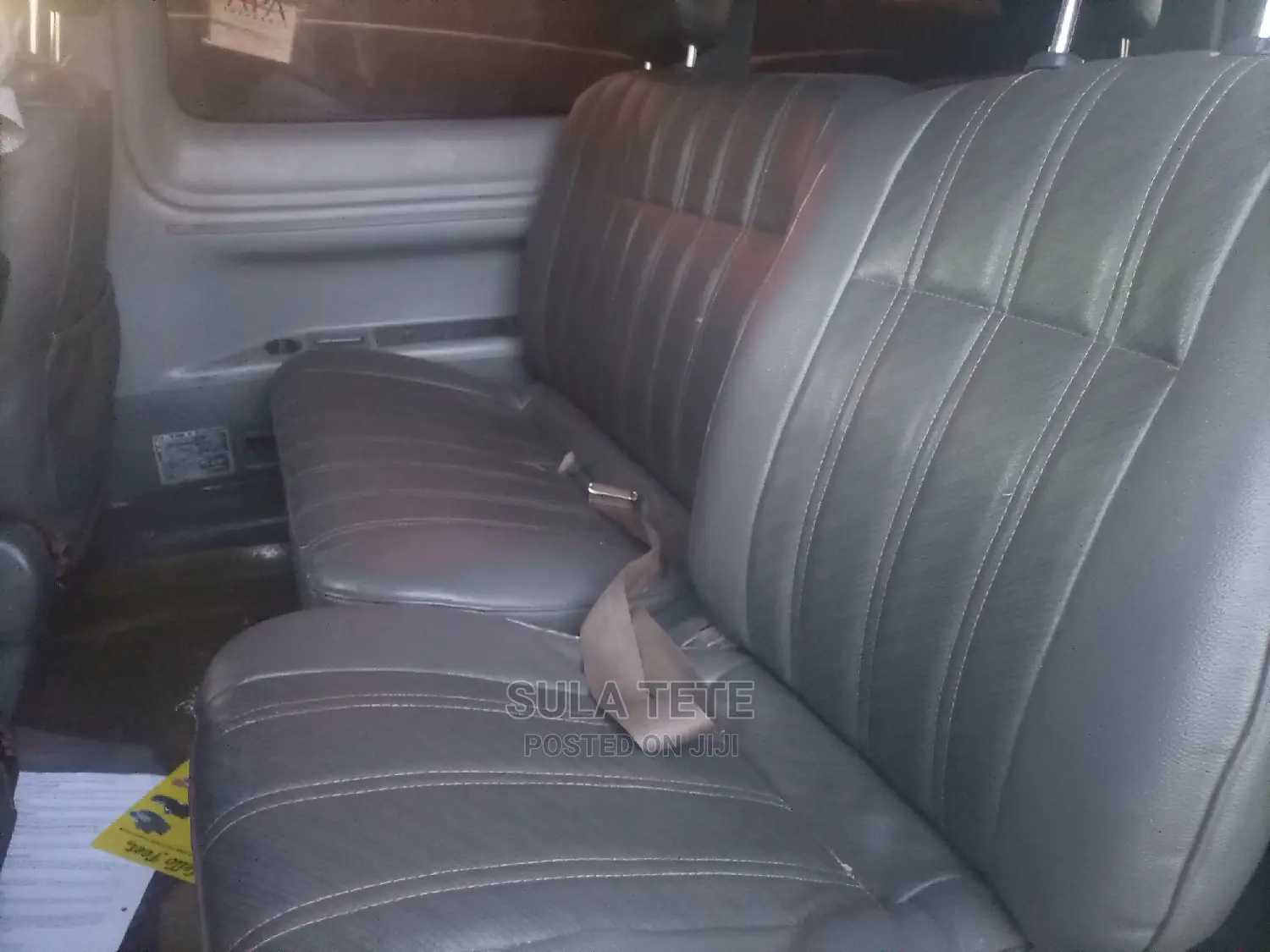 Toyota Noah 2.0 AWD (8 Seater) 2001 Silver