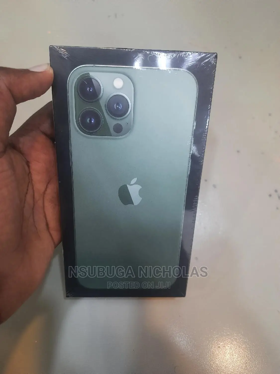 New Apple iPhone 13 Pro Max 128 GB Green