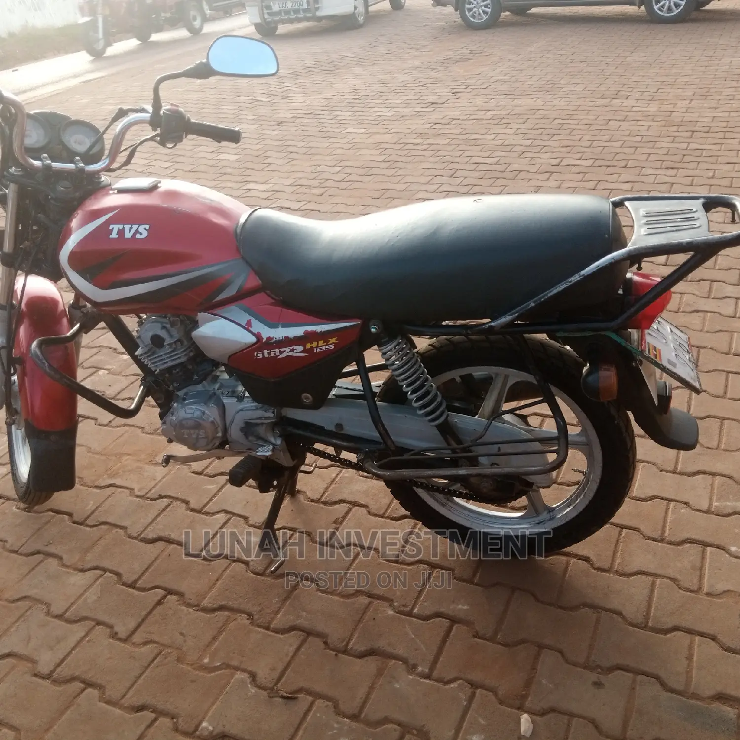 TVS HLX 125 2021 Red