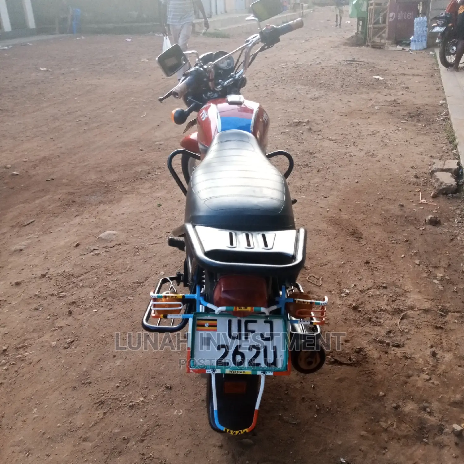 TVS HLX 125 2022 Brown