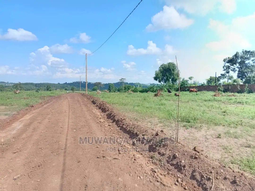Plot's in Gayaza for Sale