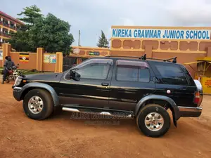 Nissan Terrano 1995 Black
