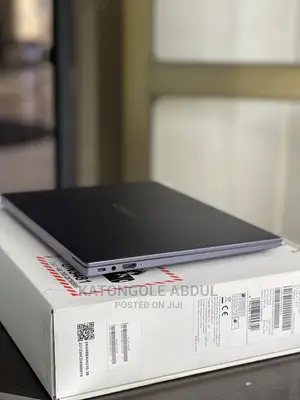 New Laptop Huawei MateBook X Pro 16GB Intel Core I5 SSD 512GB